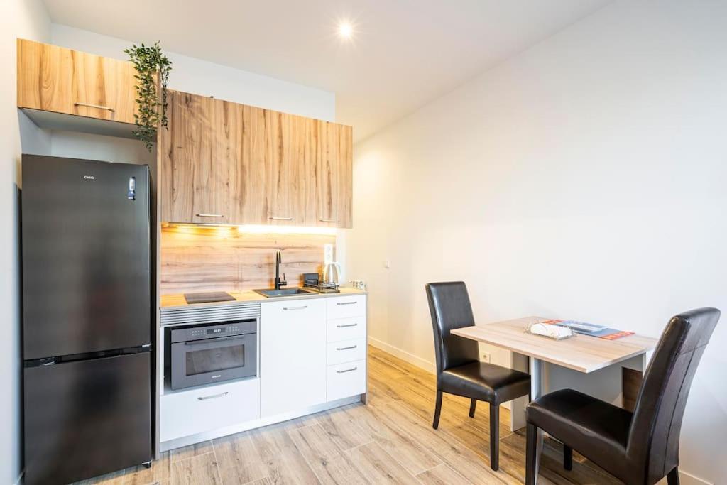 Agradable Apartamento A Pie De Calle-30 Min De Sol Madrid Exterior foto
